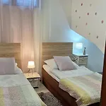 Apartment Cvita & Roza *