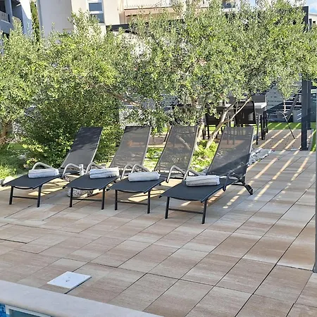 Apartment Cvita & Roza *