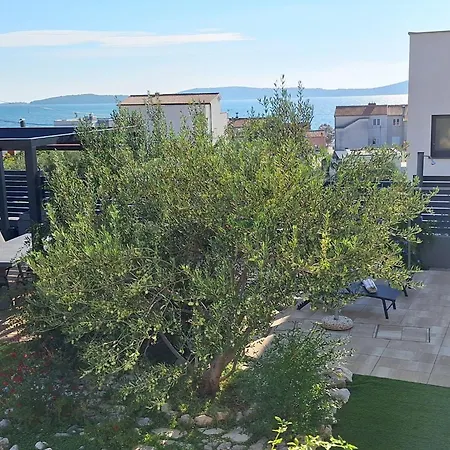 Apartment Cvita & Roza