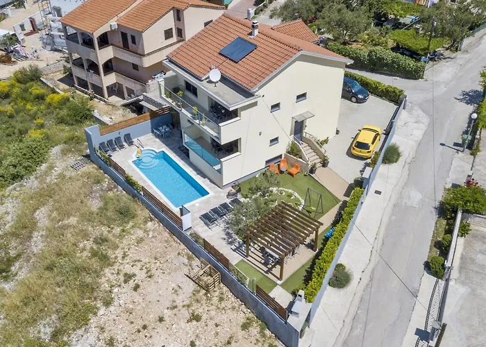 Cvita & Roza Apartment Šibenik